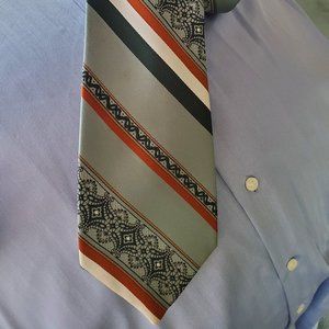 Vintage Tie by VIA RAVENNA